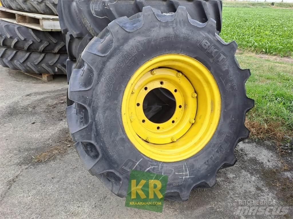 BKT 320/85R20 855 Шины и колёса