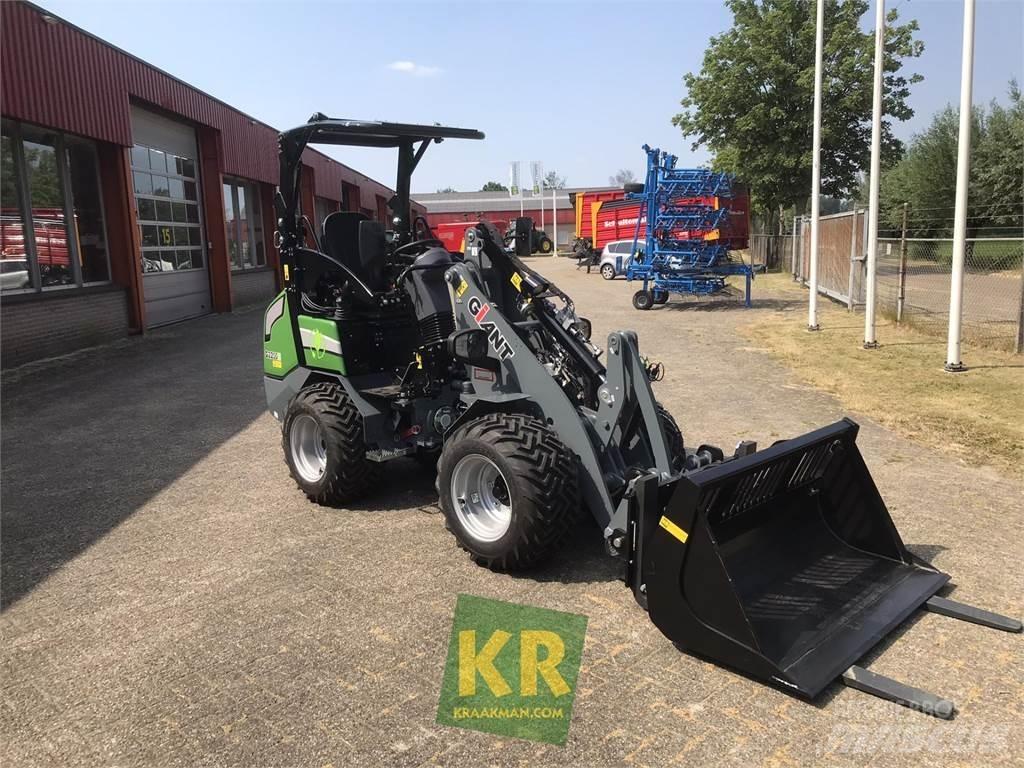 GiANT G2200E Трактора с фронтальным погрузчиком