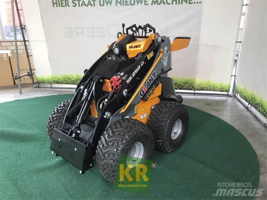 GiANT SK252D Трактора с фронтальным погрузчиком