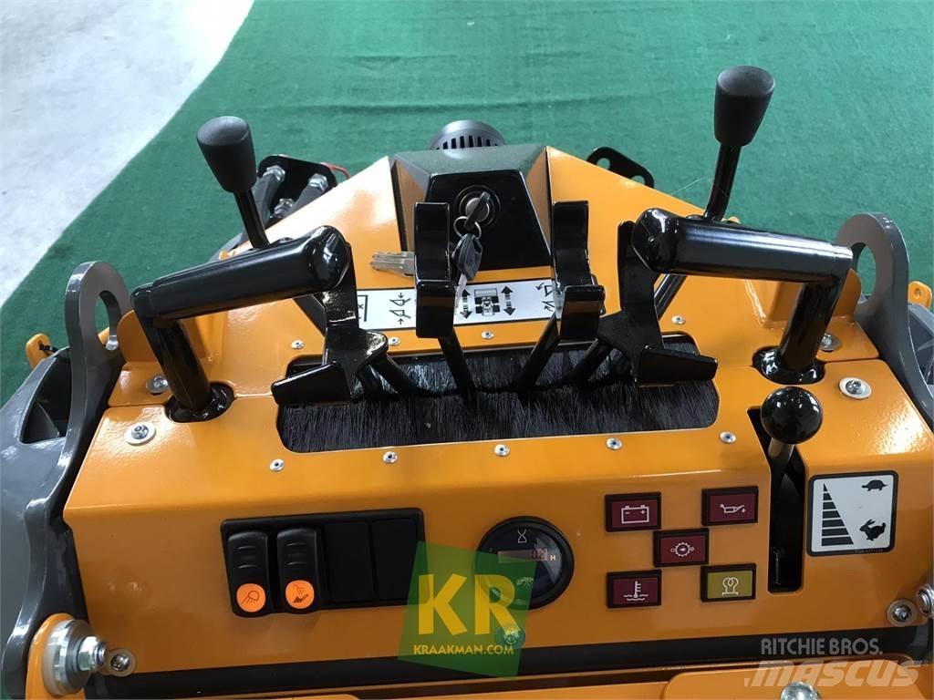 GiANT SK252D Трактора с фронтальным погрузчиком