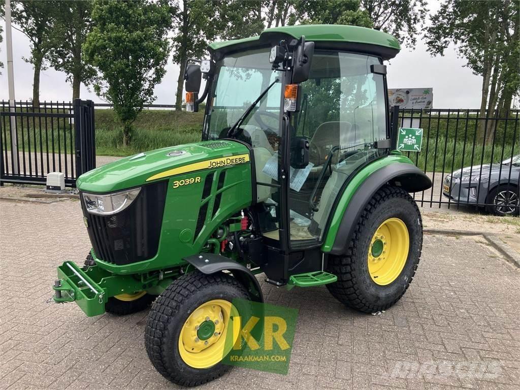 John Deere 3039R Коммунальные тракторы