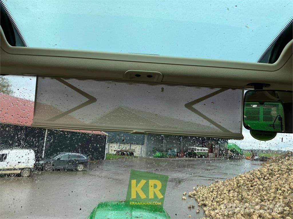 John Deere 6215R Трактора