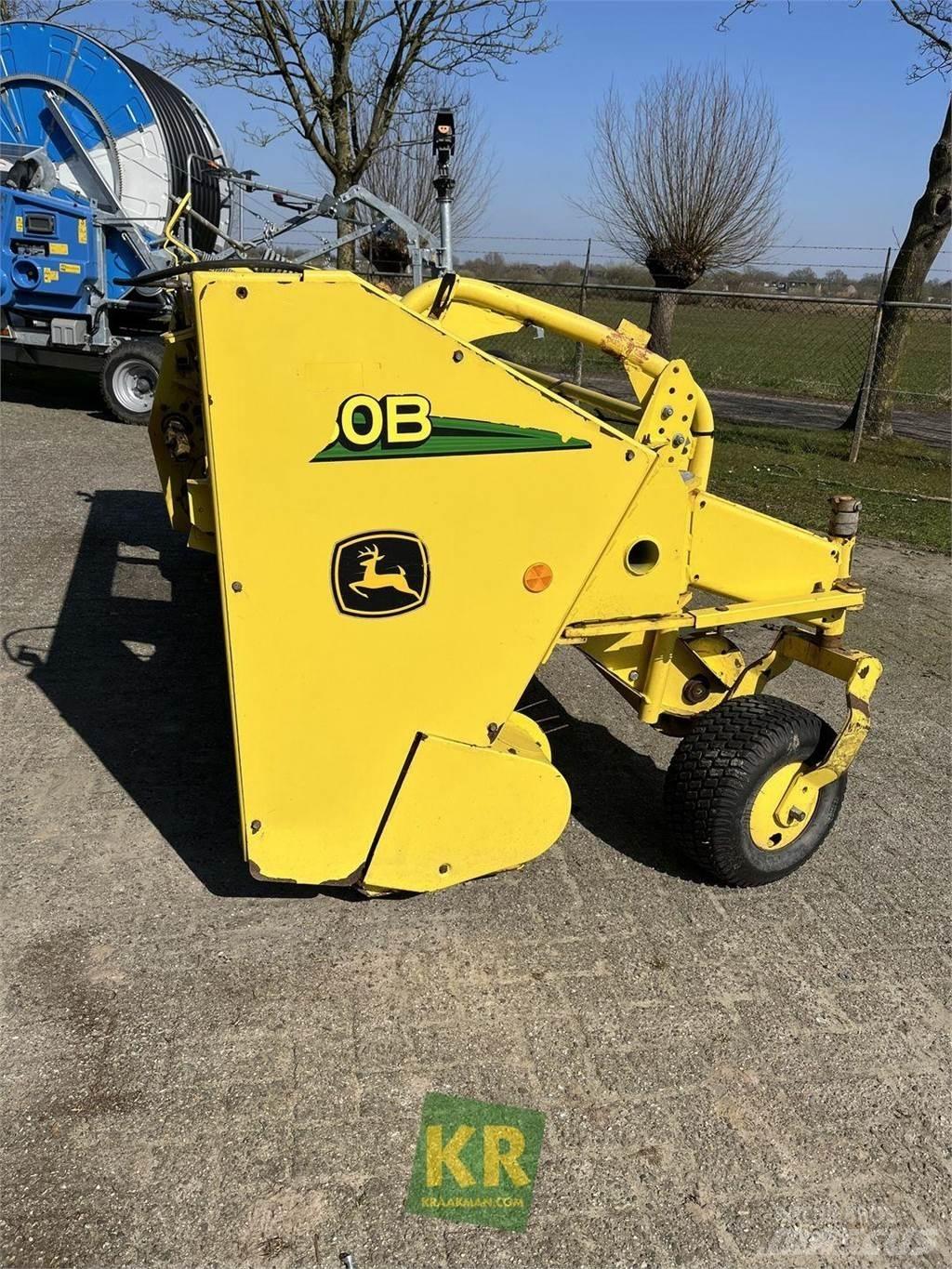 John Deere 630B Аксессуары для машин для сена и корма