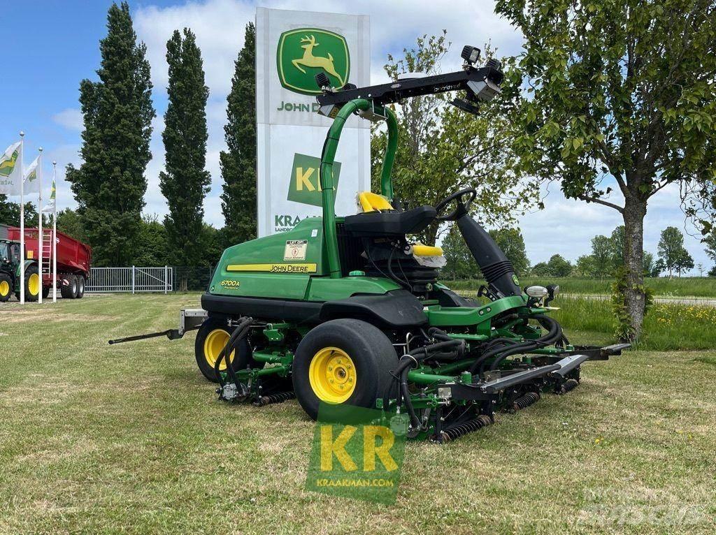 John Deere 6700A Газонокосилки