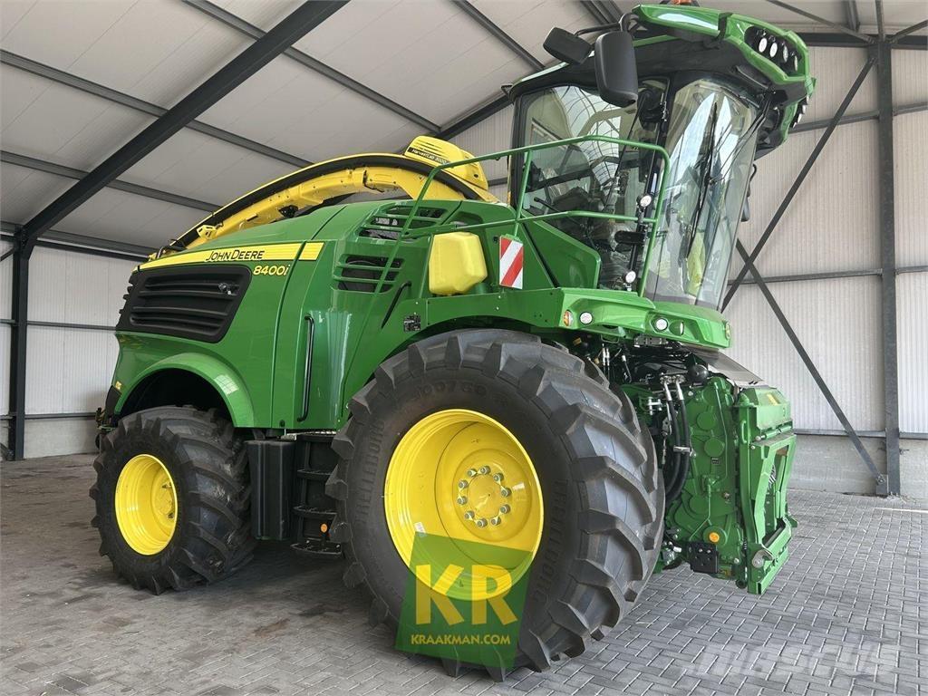 John Deere 8400 Прицепные кормоуборочные комбайны