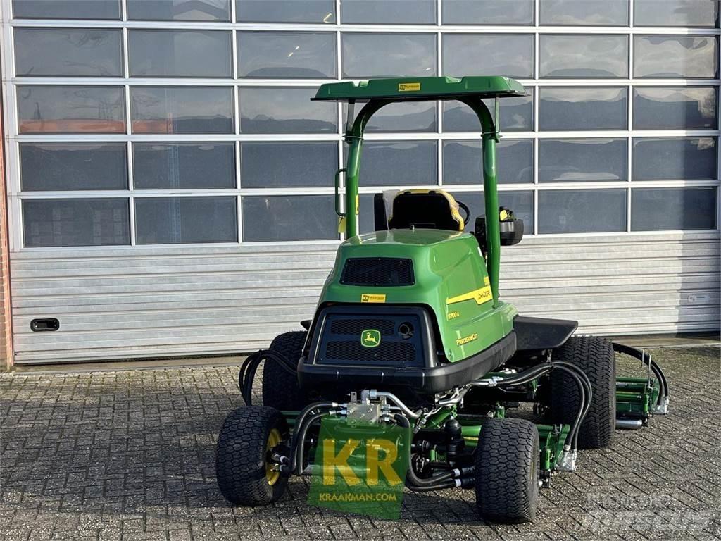 John Deere 8700A Газонокосилки