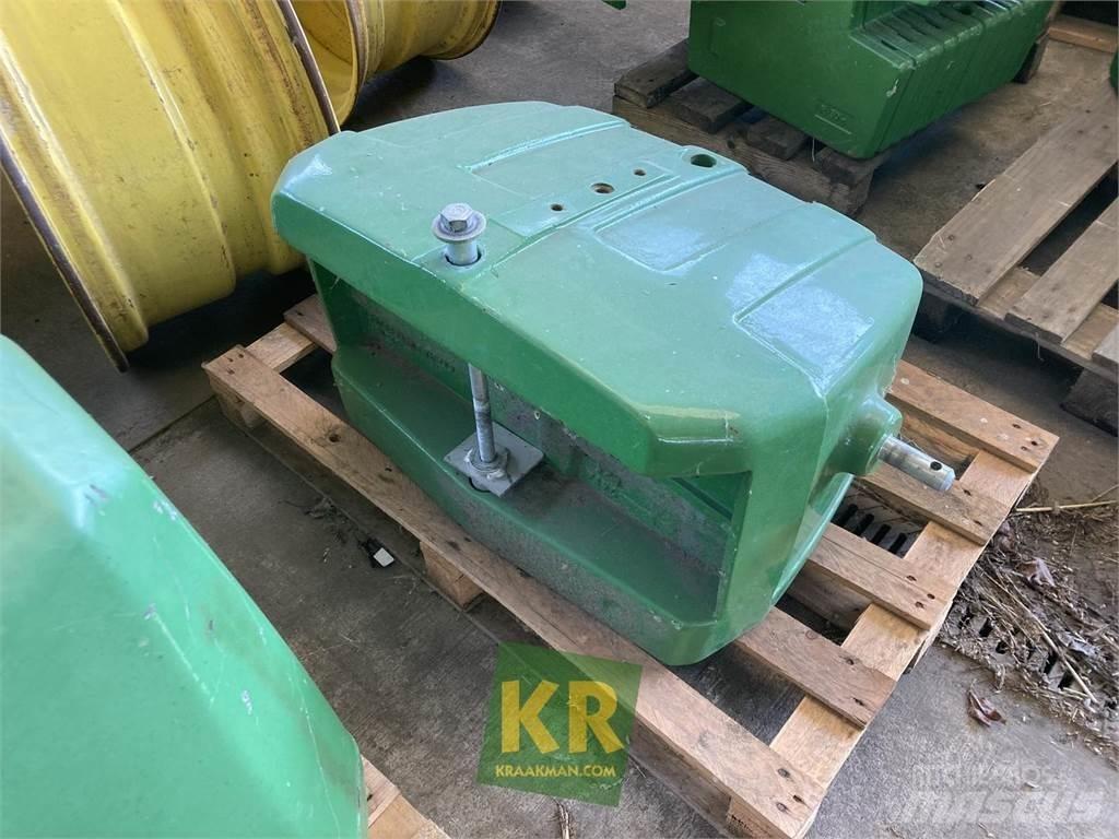 John Deere 900 kg Передние весы