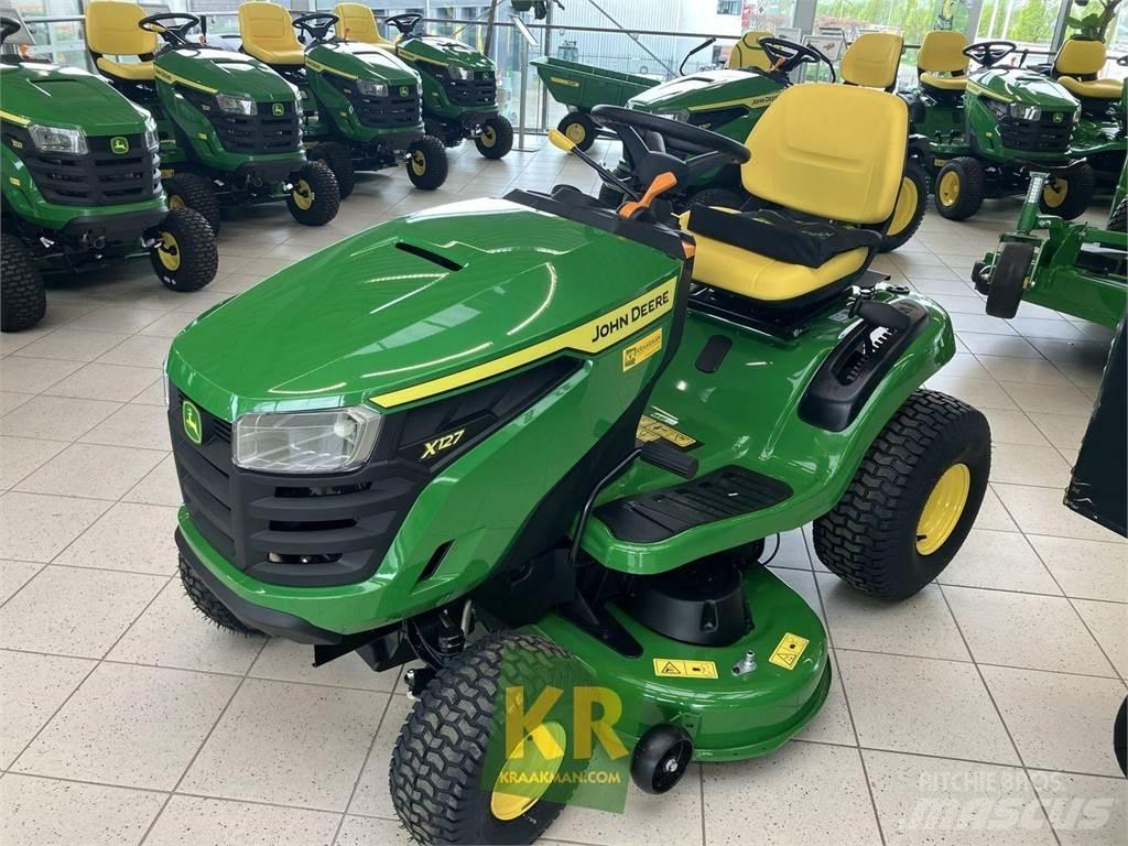 John Deere X127 Самоходные газонокосилки