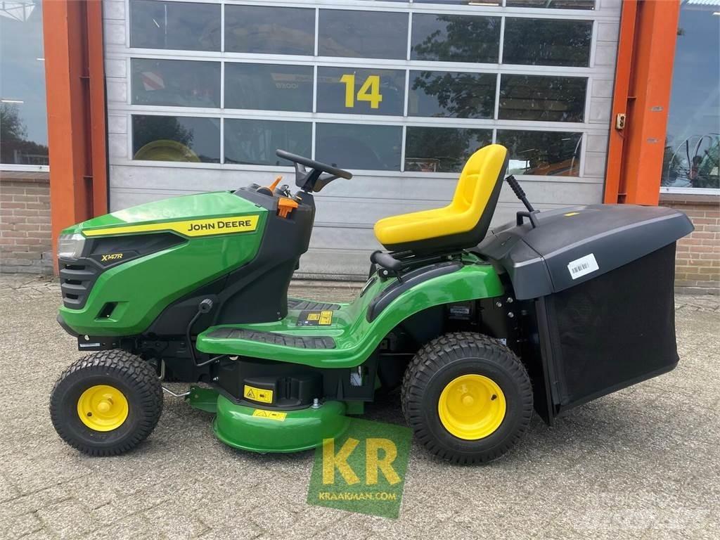John Deere X147R Самоходные газонокосилки