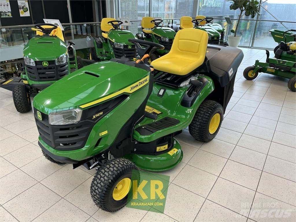 John Deere X147R Самоходные газонокосилки