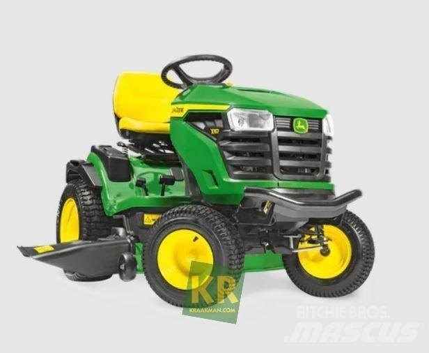John Deere X167 Самоходные газонокосилки