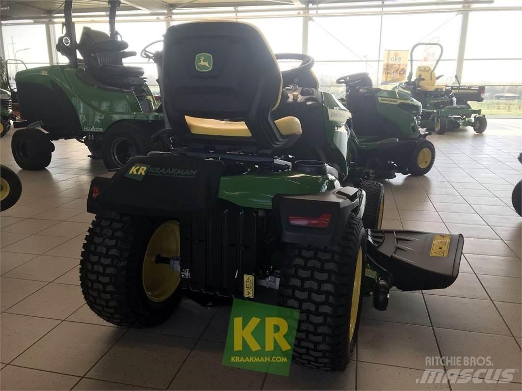 John Deere X167 Самоходные газонокосилки