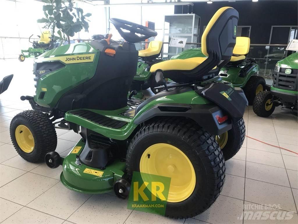 John Deere X167 Самоходные газонокосилки
