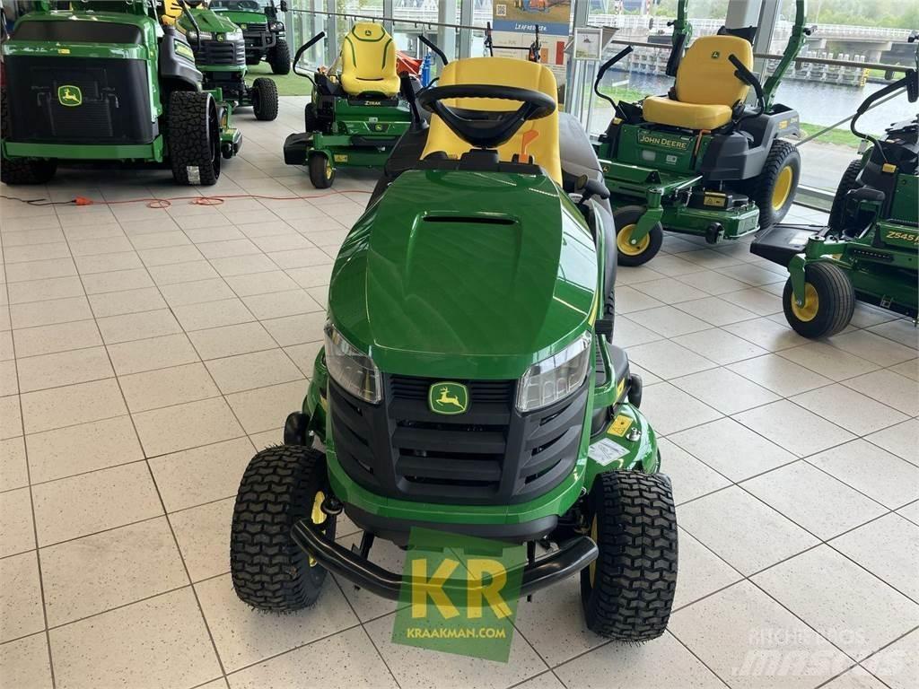 John Deere X167R Самоходные газонокосилки