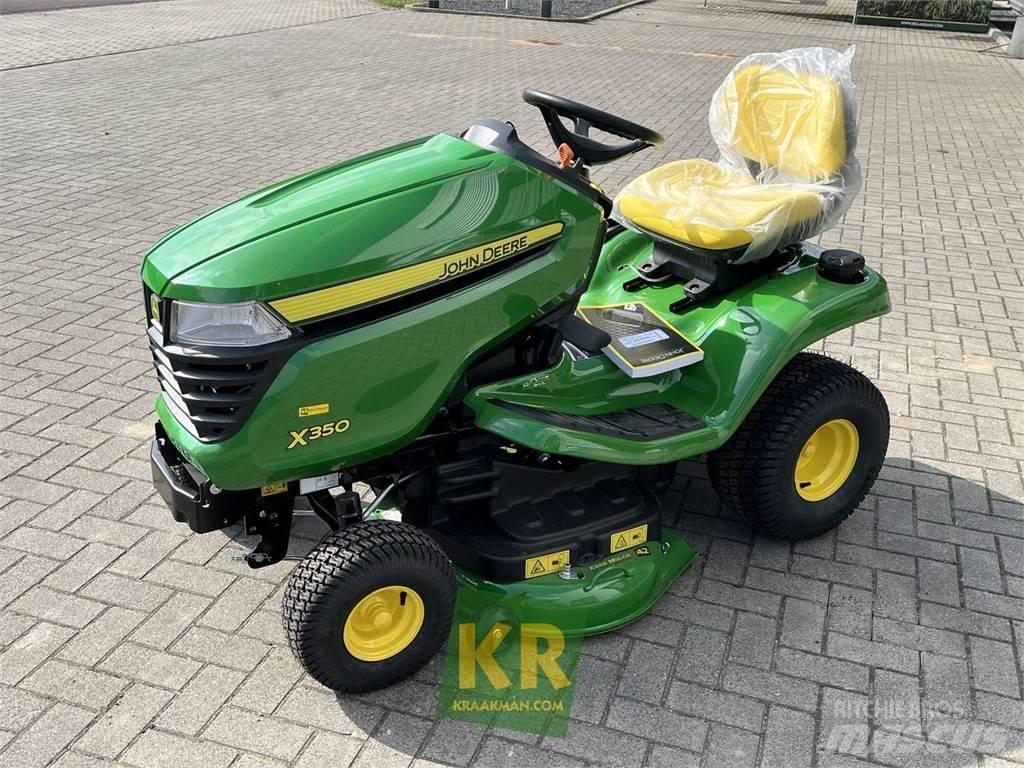 John Deere X350 Самоходные газонокосилки