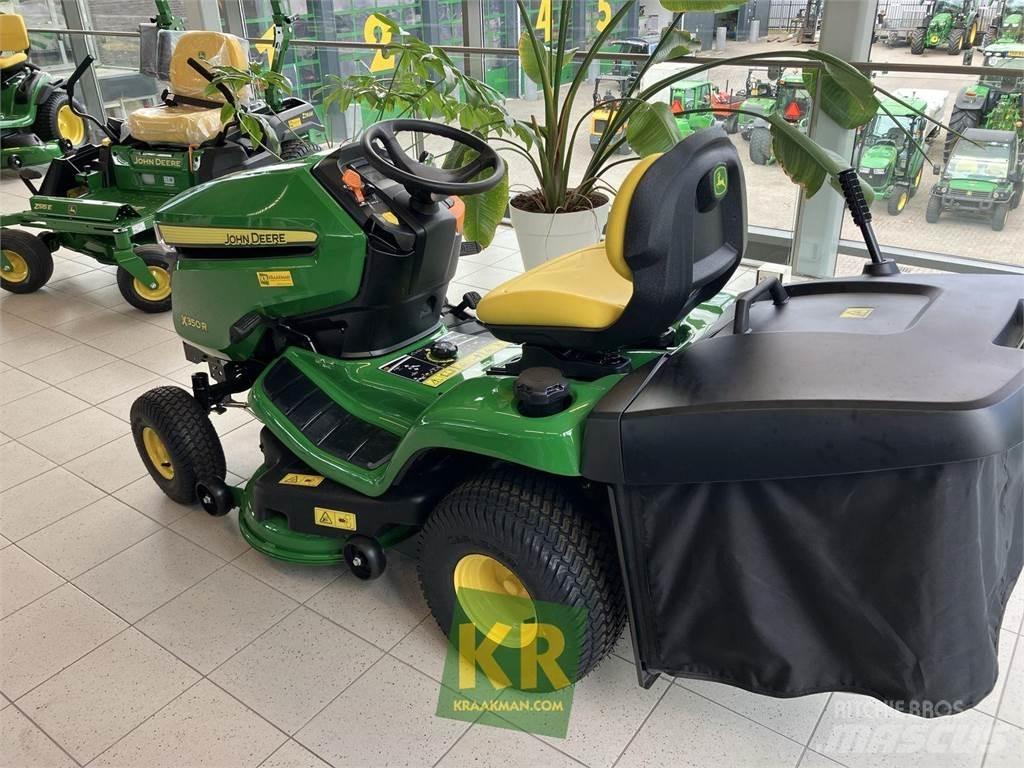 John Deere X350R Самоходные газонокосилки