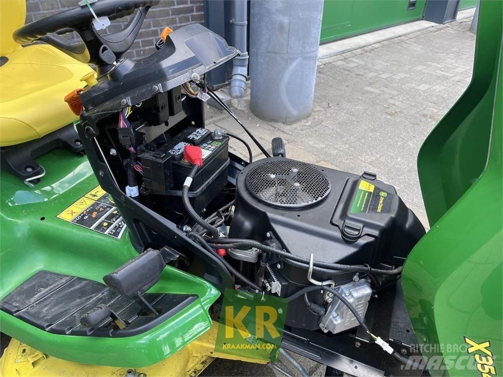 John Deere X354 Самоходные газонокосилки