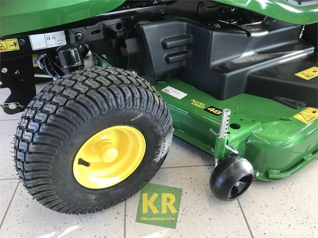 John Deere X370 Самоходные газонокосилки