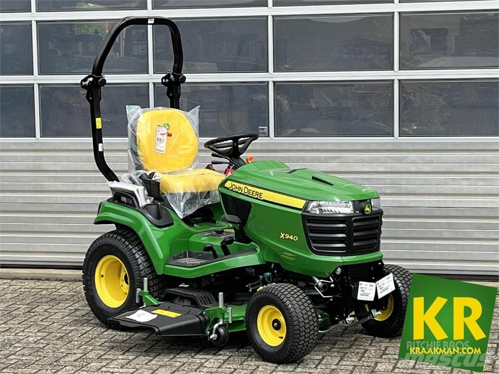 John Deere X940 Самоходные газонокосилки