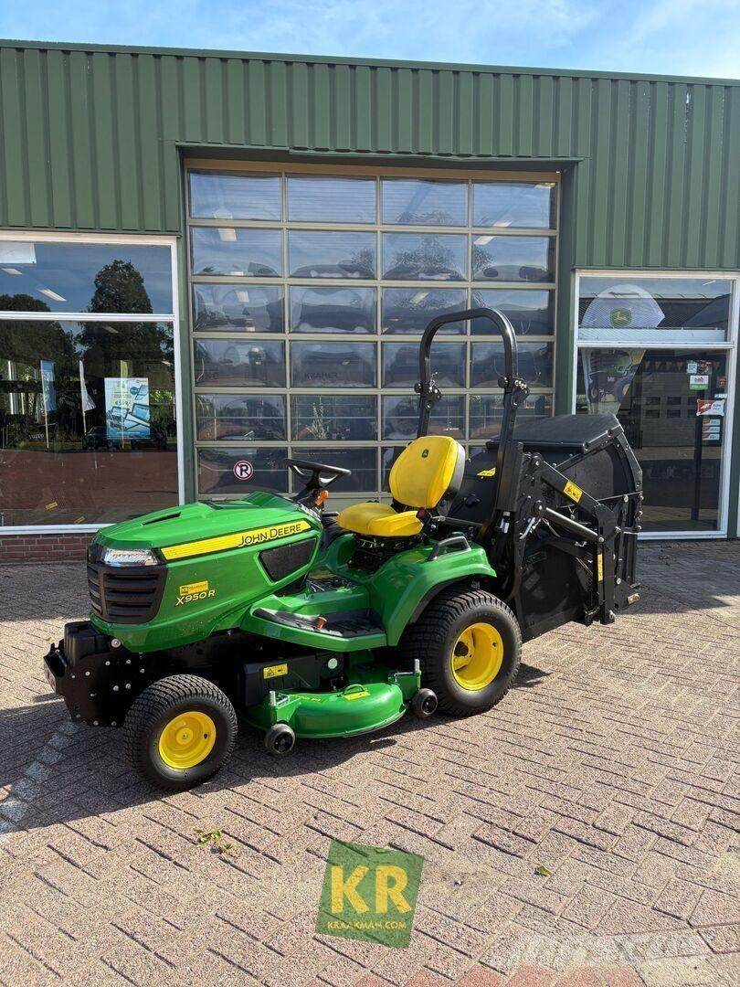John Deere X950R Самоходные газонокосилки