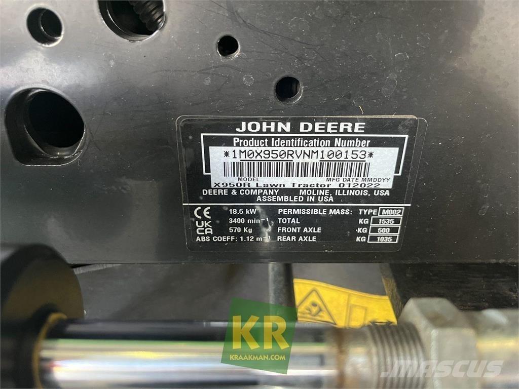 John Deere X950R Самоходные газонокосилки