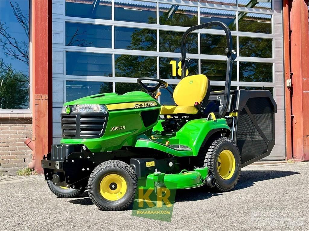 John Deere X950R Самоходные газонокосилки