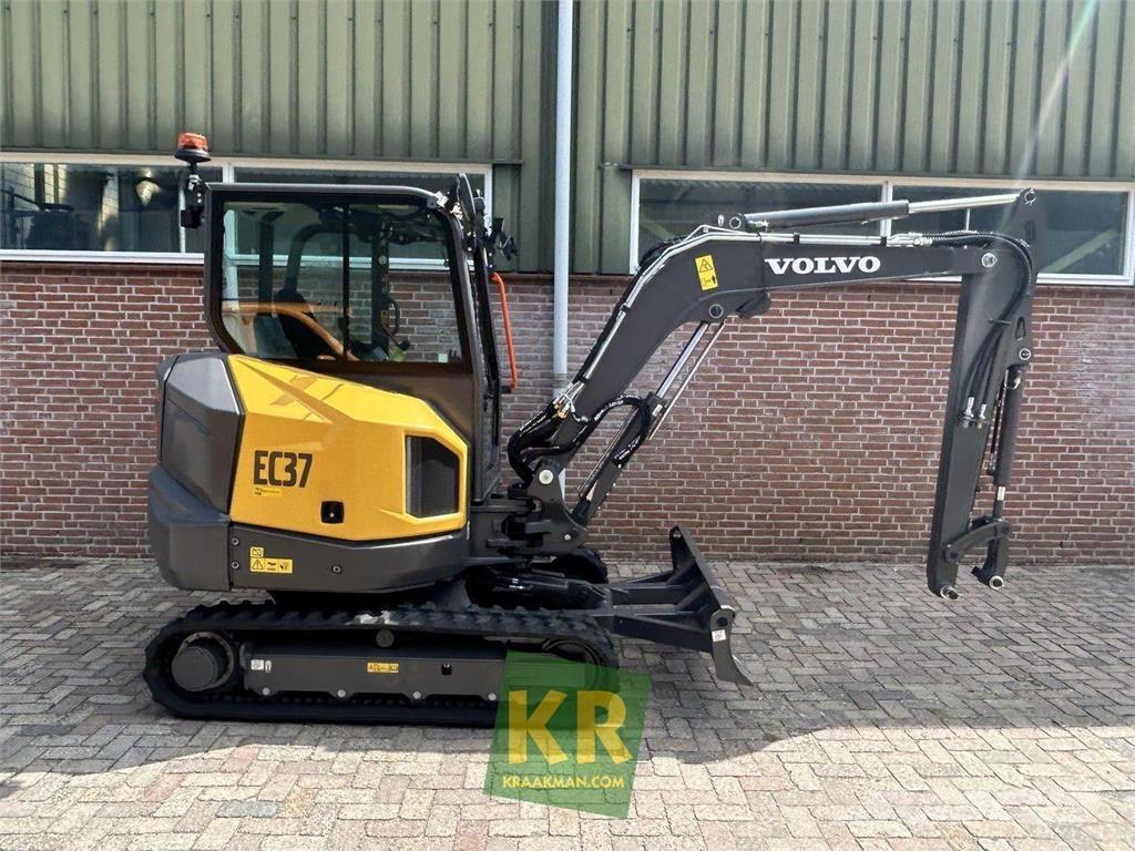 Volvo EC 37F Гусеничные экскаваторы