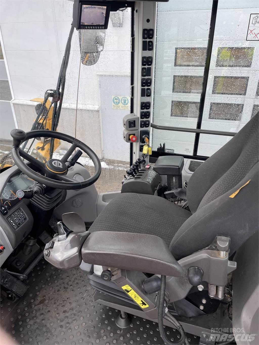 Volvo L60H Фронтальные погрузчики