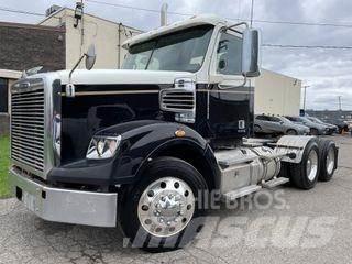 Freightliner 122SD Седельные тягачи