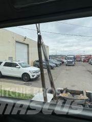 Freightliner 122SD Седельные тягачи