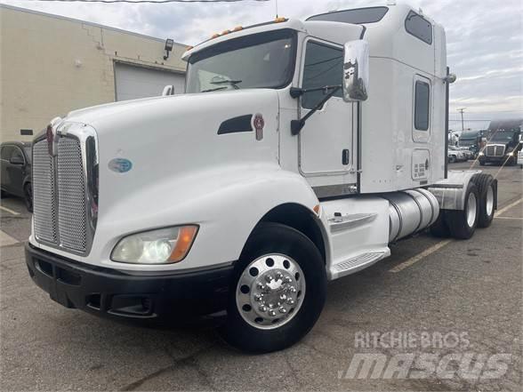 Kenworth T660 Седельные тягачи