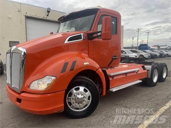 Kenworth T680 Седельные тягачи