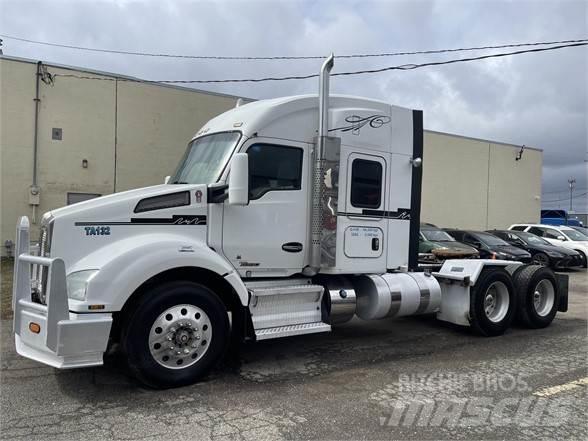Kenworth T880 Седельные тягачи