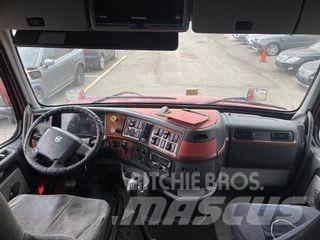 Volvo VNL64T730 Седельные тягачи