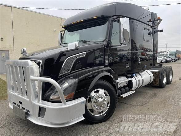 Volvo VNL64T730 Седельные тягачи