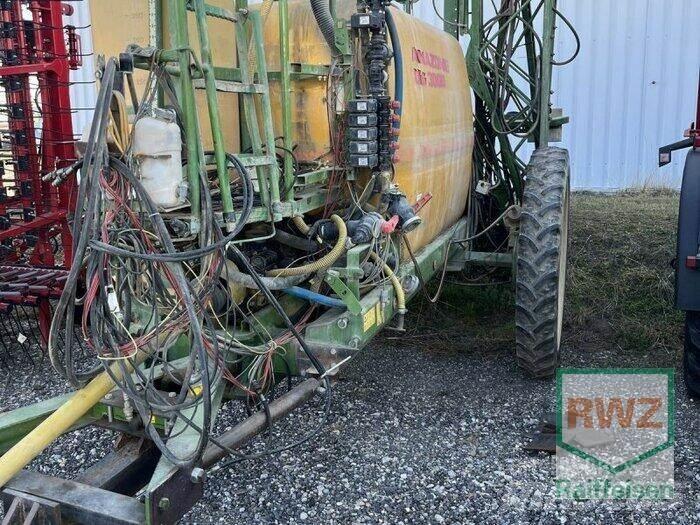 Amazone UG 3000 Прицепные опрыскиватели
