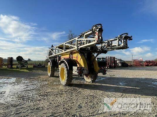 Artec F40 Прицепные опрыскиватели