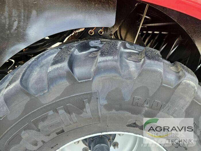 Case IH LB 424 R RL6 Тюковые пресс-подборщики
