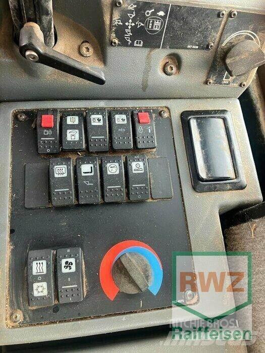 CAT 930H Фронтальные погрузчики