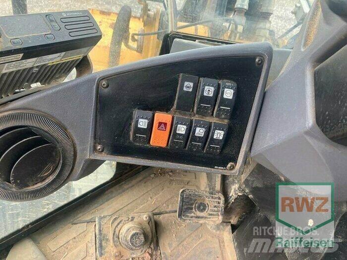 CAT 930H Фронтальные погрузчики