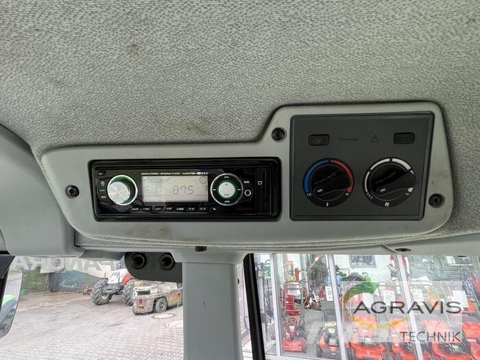 CLAAS ARION 420 Трактора