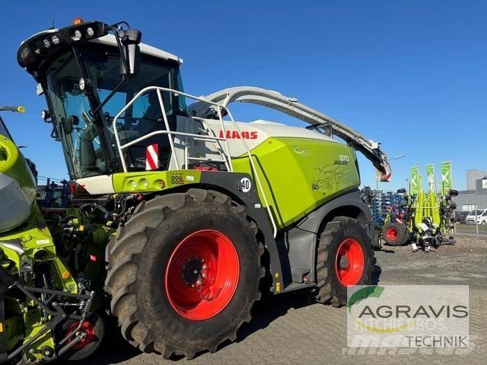 CLAAS JAGUAR 970 Самоходные кормоуборочные комбайны