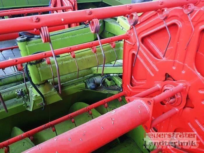 CLAAS LEXION 440 AC Зерноуборочные комбайны