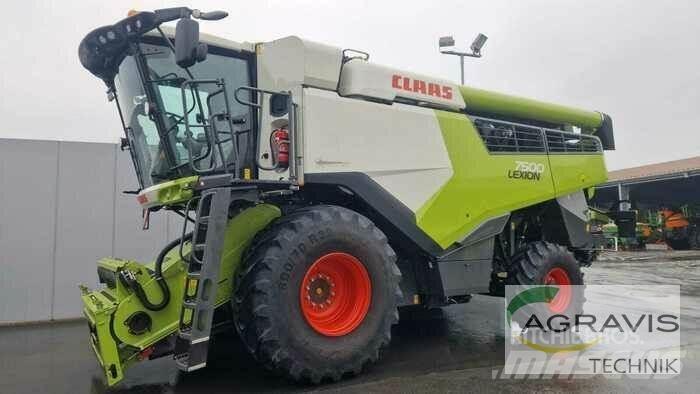 CLAAS LEXION 7500 Зерноуборочные комбайны