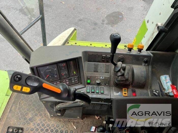 CLAAS MEDION 310 Зерноуборочные комбайны