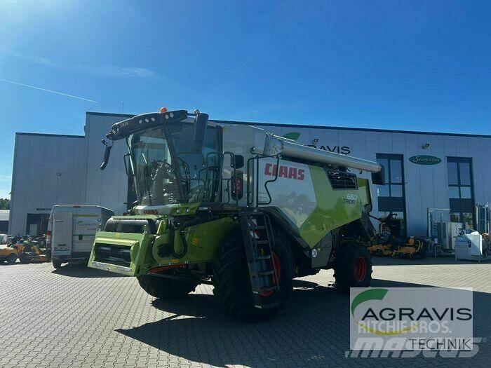 CLAAS TRION 650 Зерноуборочные комбайны