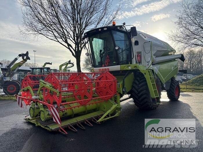 CLAAS TUCANO 420 Зерноуборочные комбайны