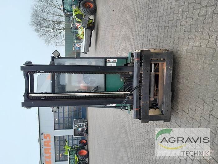Clark CGP30 Другие складские механизмы