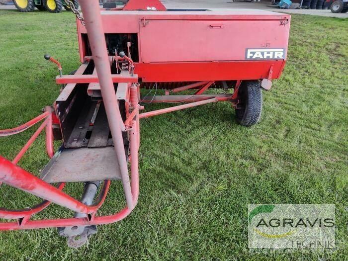 Deutz-Fahr HD 400 Тюковые пресс-подборщики