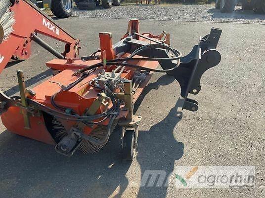  Escomel BEMA 25 Вакуумные уборочные машины